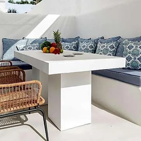 Mykonian Mews Luxury Ξενοδοχείο 4*