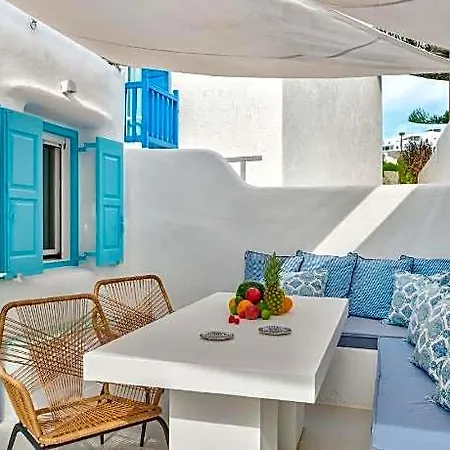 Mykonian Mews Luxury Ξενοδοχείο 4*