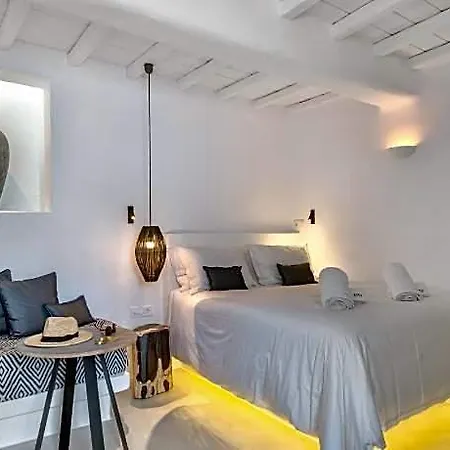 Ξενοδοχείο Mykonian Mews Luxury