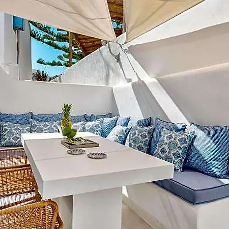 Mykonian Mews Luxury Ξενοδοχείο 4*